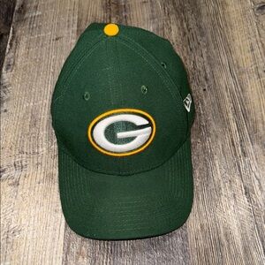 New Era Green Bay Packers Football Cap with Logo